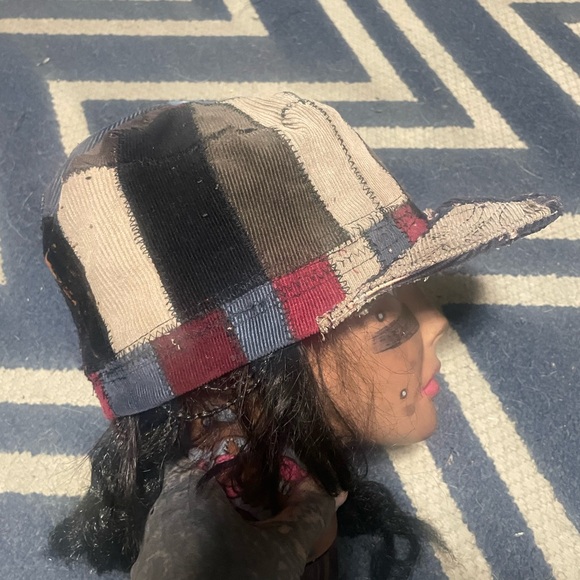 Custom patchwork hat - Picture 12 of 12